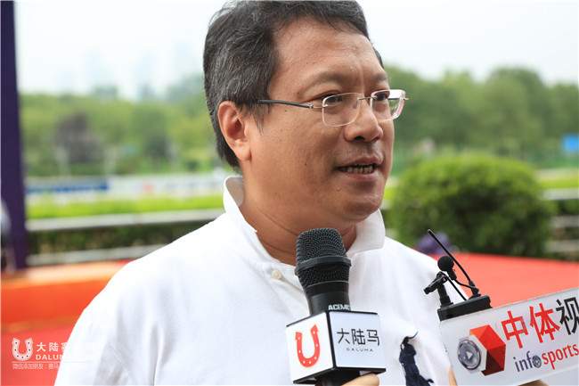 2016武汉速度赛马公开赛上半程收官赛 大陆赛马网 (25).JPG