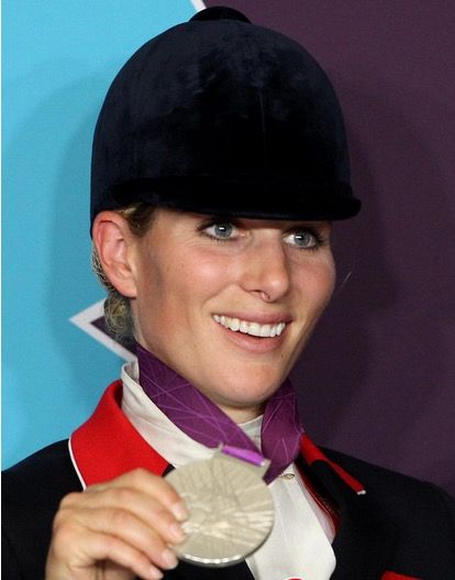 菲利普斯公主展示奖牌