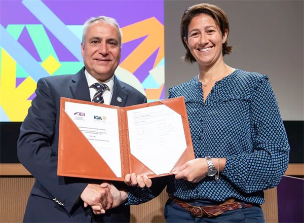 国际马工协会正式加入FEI 大陆马.jpg