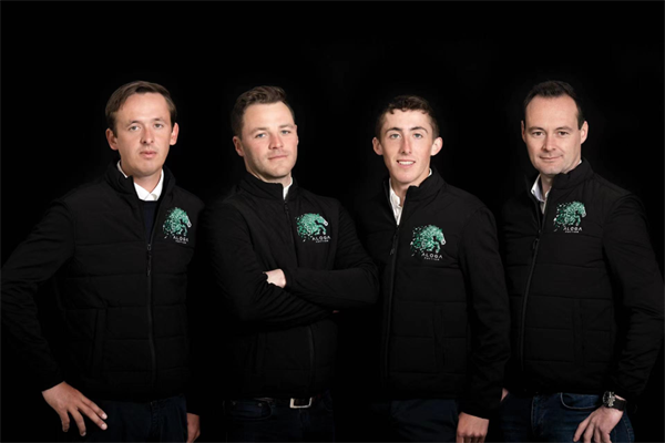 全球顶级马术赛马拍卖会即将开幕!冠军骑手为你选马! 大陆马 (7).png