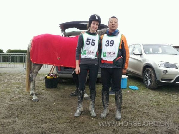 中国骑手首次征战法国马术耐力赛