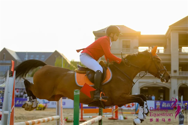 马术人的五一假期“最佳目的地”来啦!奖金50万,顺便“攒分”进鸟巢! 大陆赛马网 赛马 赛马网 (20).jpg