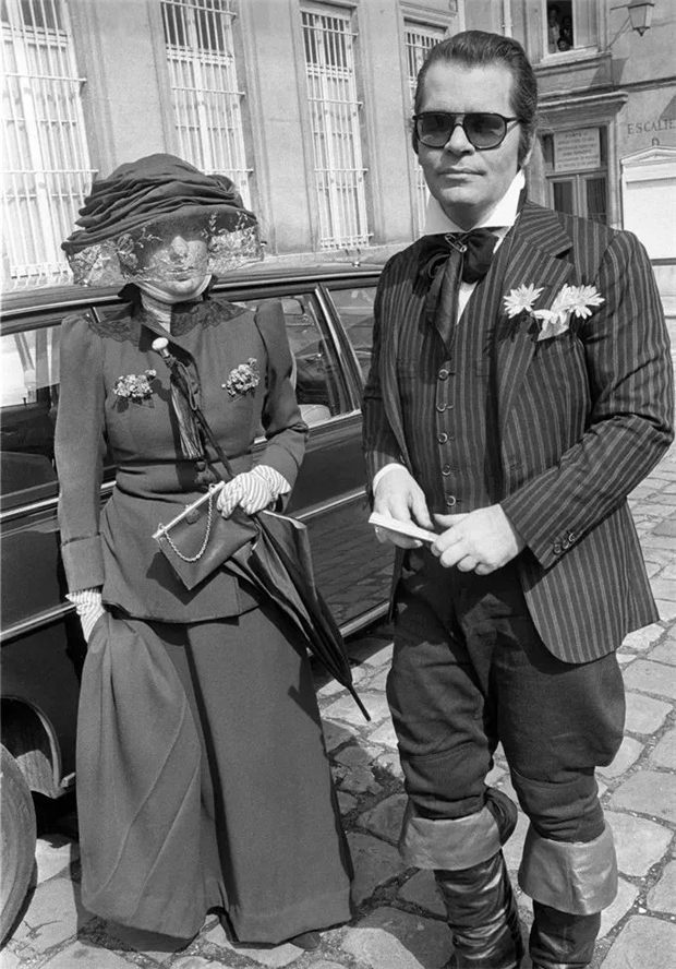 香奈儿停产!前不久那场注入马术自由与奔放、犹如骑士女孩颂歌般的大秀还历历在目 青马网大陆马 (4).jpg