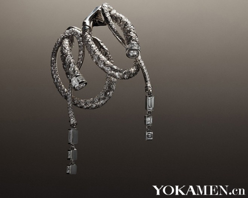 爱马仕曾经推出过马术主题珠宝