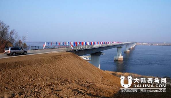 俄中开发黑瞎子岛达共识 建赛马场和马术公园 大陆赛马网2.jpg