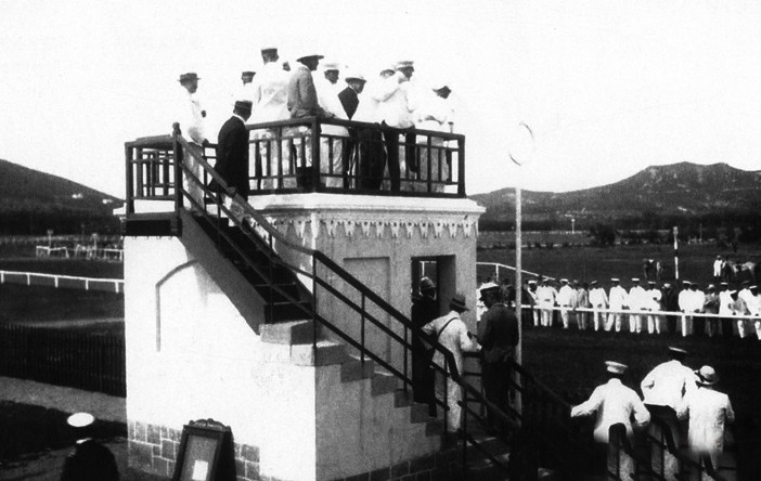 青岛汇泉跑马场 大陆赛马网