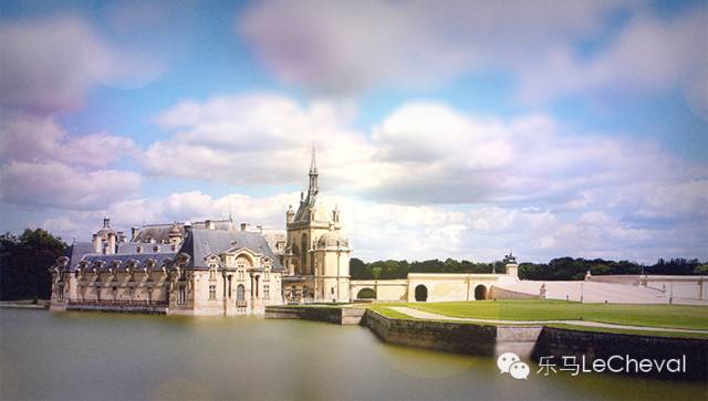 古堡,骏马,美女,音乐节……戴安娜大奖赛满足你对法国的所有浪漫想象 4.jpg