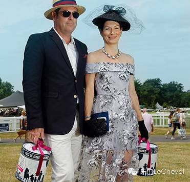 古堡,骏马,美女,音乐节……戴安娜大奖赛满足你对法国的所有浪漫想象 10.jpg