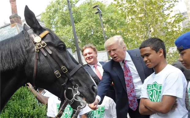 世界各国领导人的马背照片为何越来越多? 大陆赛马网 (14).jpg