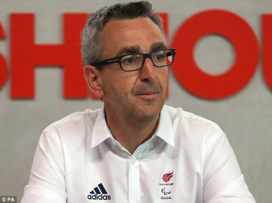 英残奥主席表态:未操控比赛 马术名将任旗手1.jpg