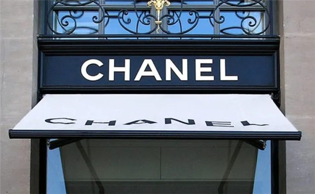 香奈儿停产!前不久那场注入马术自由与奔放、犹如骑士女孩颂歌般的大秀还历历在目 青马网大陆马 (1).jpg