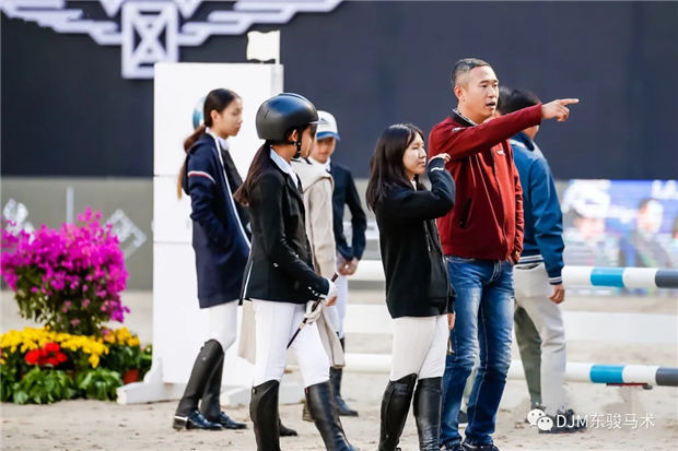 2019年全国青少年马术“造星梦工厂”——沈阳东骏马术夏令营开营啦! 青马网大陆马 (4).jpg